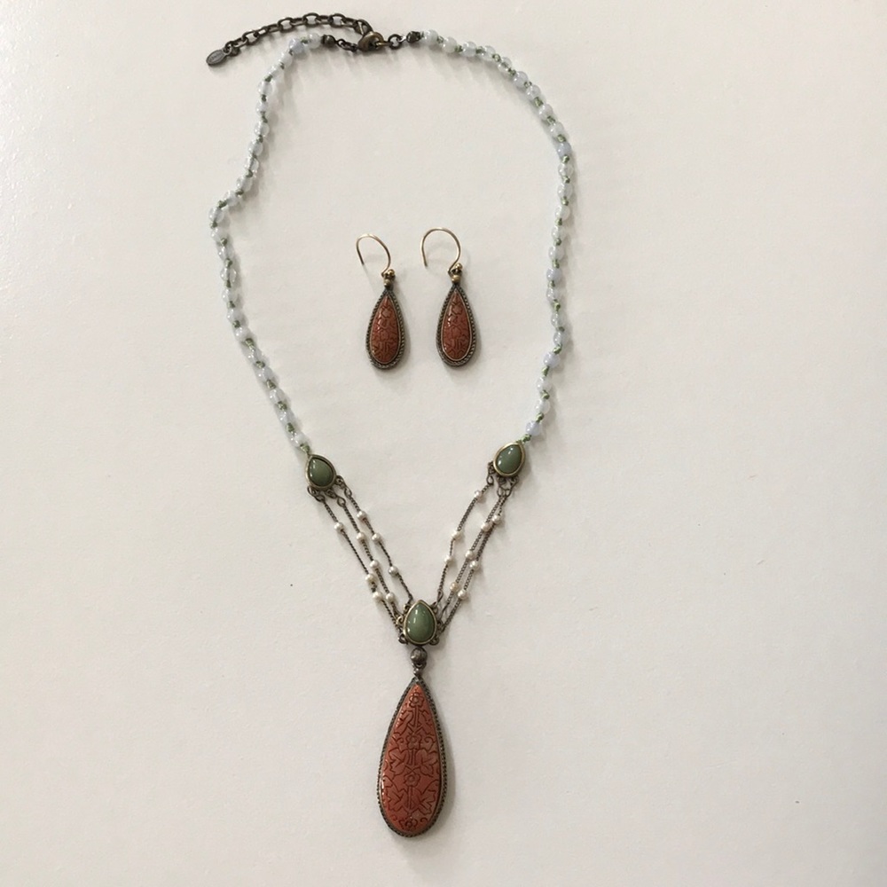 Monet vintage style necklace and earrings